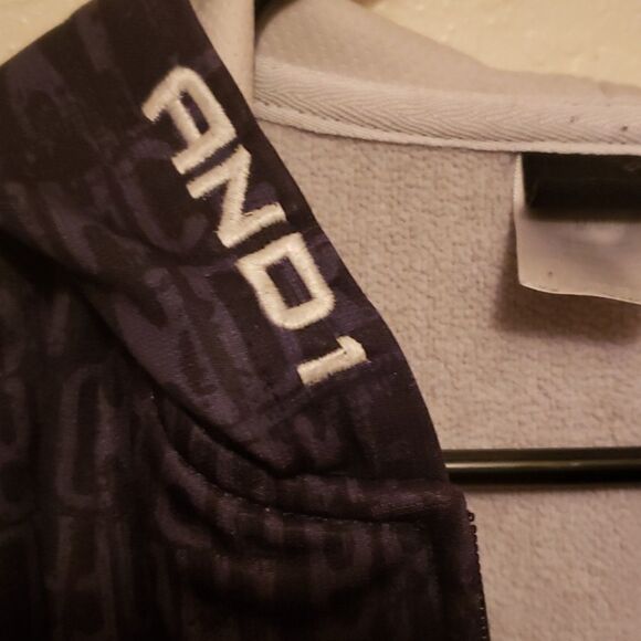 And1 Boy's warm up hooded jacket - Picture 6 of 6